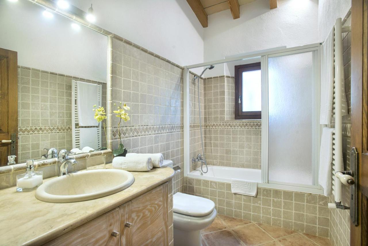 Owl Pou - Luxury Holidays In Royal Gardens Pollença